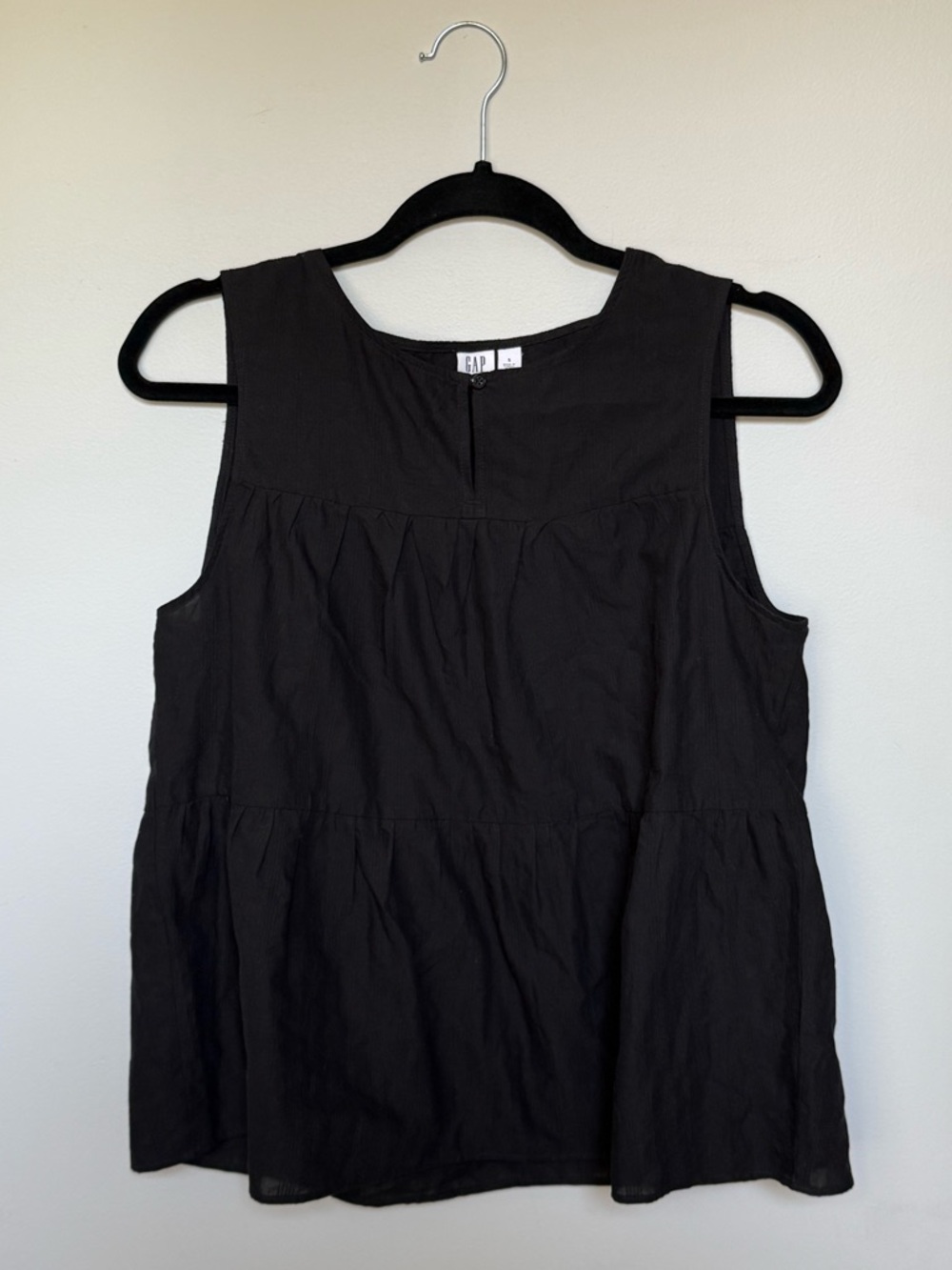 GAP Black Sleeveless Tiered Tank